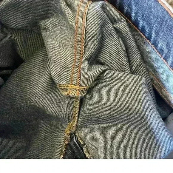 7 For All Mankind Woman's Denim Jeans
Size 25 - Picture 6 of 14